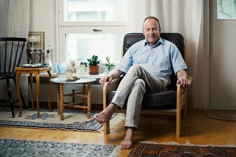 Tyytyväinen asiakas Helsingin Haagasta kylpyhuoneremontin jälkeen