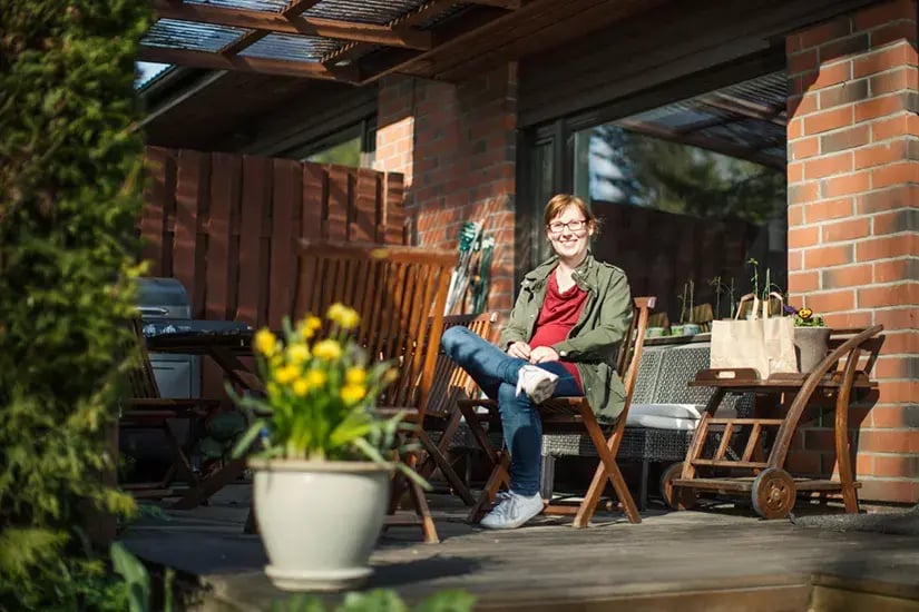 Tyytyväinen asiakas Vantaalta kylpyhuoneremontin jälkeen